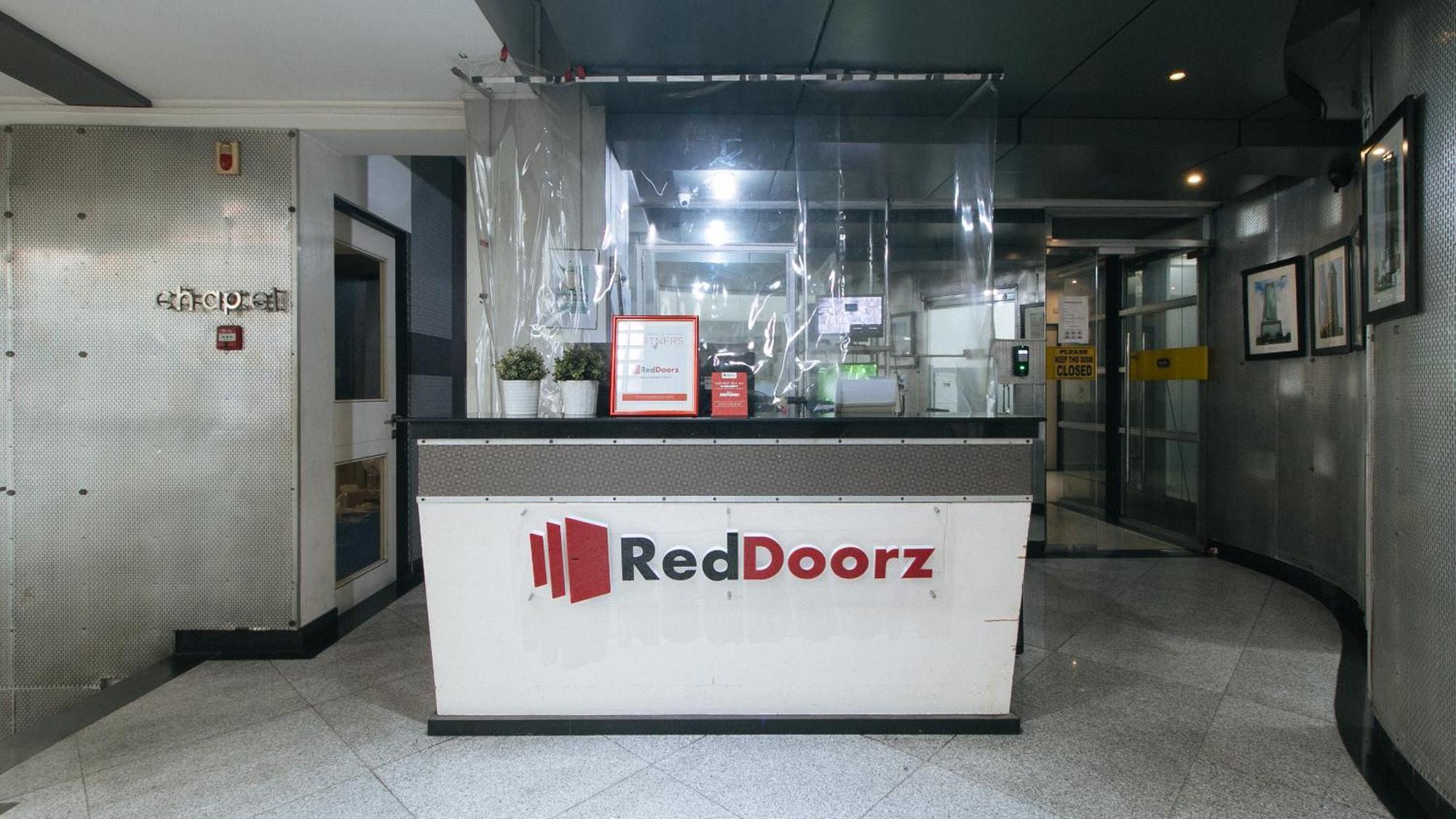 RedDoorz Plus @ Banawe Quezon City Buitenkant foto